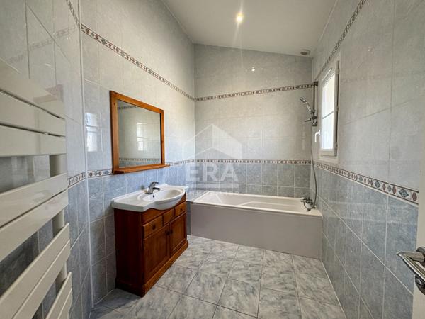 Maison de 5 pièces à louer - Meschers sur Gironde