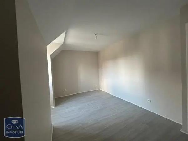 Maison à louer 7 pièces 116.9m²