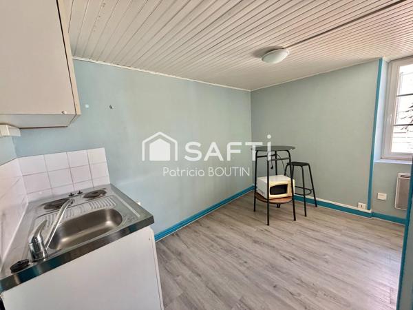 IMMEUBLE DE 3 LOGEMENTS A NIORT