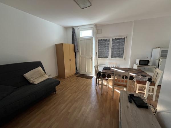 Immeuble à vendre |  Pons |  124 m²