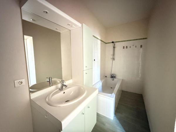 Appartement 5 pièces 168.8 m2