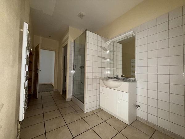 Appartement 5 pièces 168.8 m2