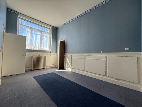 Appartement 5 pièces 168.8 m2