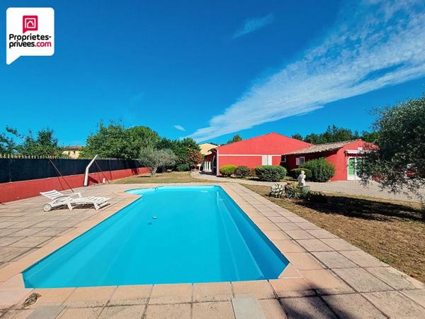 VILLA DE PLAIN PIED D'environ162 m2 avec PISCINE ET TERRAIN PLAT ET CLOS