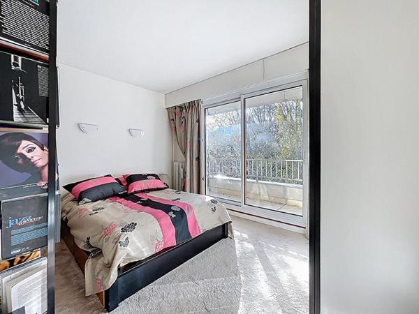 Appartement 5 pièces de 122.90 m² - Proche centre-ville