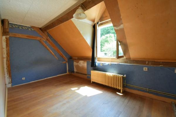 À vendre – Longère en pierre avec dépendances et grand terrain – Pierres (28130)