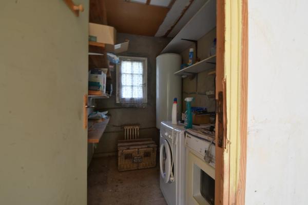 À vendre – Longère en pierre avec dépendances et grand terrain – Pierres (28130)