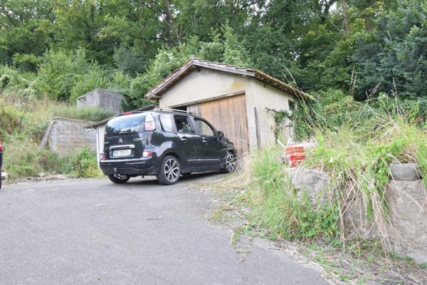 À vendre – Longère en pierre avec dépendances et grand terrain – Pierres (28130)