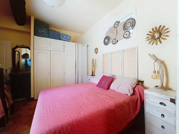 Maison de village lumineuse avec grand garage