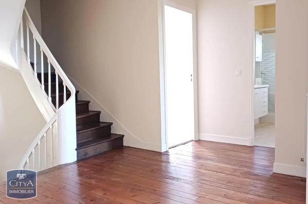 Maison à louer 7 pièces 219.83m² La Chaussée-Saint-Victor (41260)