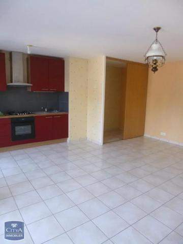 Appartement à louer 4 pièces 80.18m² Le Mans (72000)