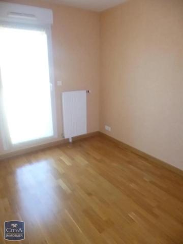 Appartement à louer 4 pièces 80.18m² Le Mans (72000)