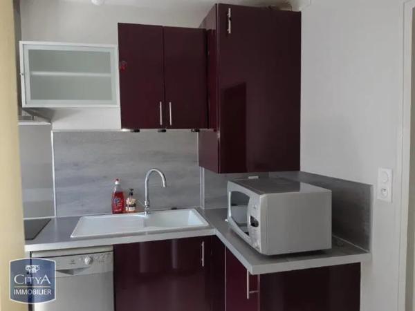Appartement à louer 2 pièces 48.02m² Tulle (19000)