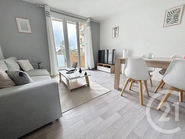 Appartement F3 à vendre  4 pièces - 57,12 m 2   ST BERTHEVIN  - 53