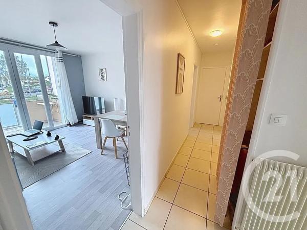 Appartement F3 à vendre  4 pièces - 57,12 m 2   ST BERTHEVIN  - 53