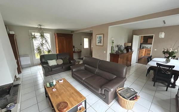 Maison à vendre    7 pièces • 145 m2 Méry-sur-Oise