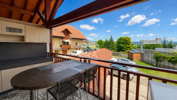 Appartement 4 chambres + garage + places de parking privatives