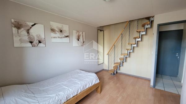 Appartement dernier étage 4 chambres + garage + places de parking