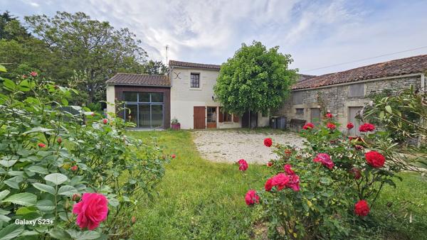 Belle maison en pierre