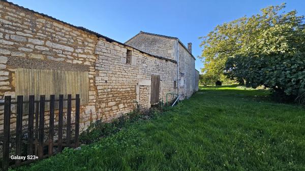 Belle maison en pierre