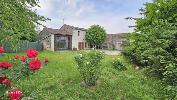 Belle maison en pierre