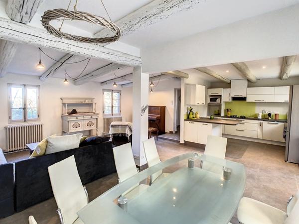 Cavaillon (84300) Cavaillon Colline St Jacques maison 110 m2 annexe 32 m2 terrain 1096 m2