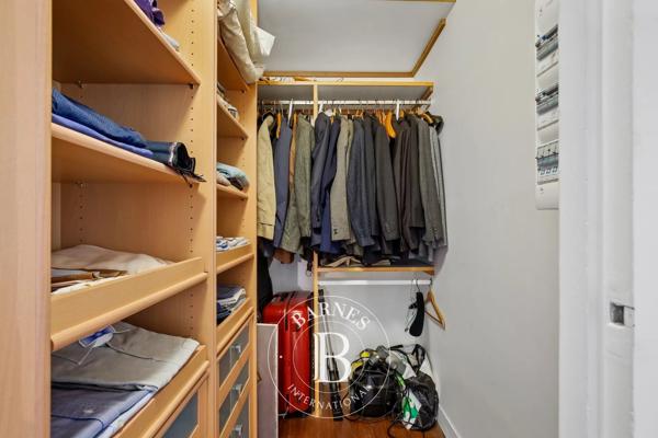 Paris 16ème, Appartement 1 Chambre -  64 m² à vendre