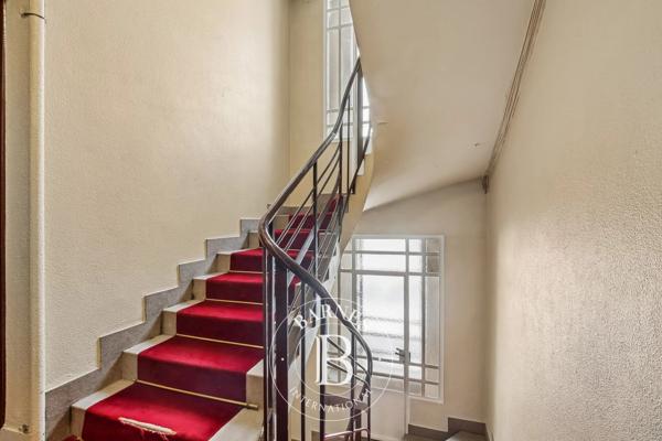 Paris 16ème, Appartement 1 Chambre -  64 m² à vendre