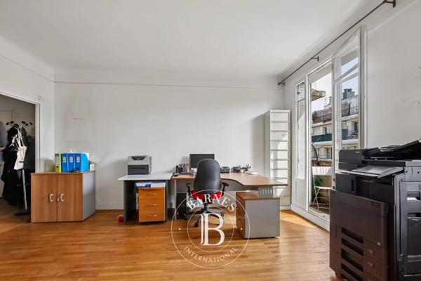 Paris 16ème, Appartement 1 Chambre -  64 m² à vendre