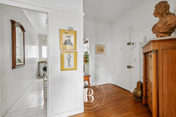 Paris 16ème, Appartement 1 Chambre -  64 m² à vendre