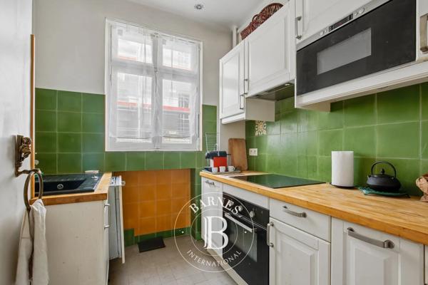 Paris 16ème, Appartement 1 Chambre -  64 m² à vendre