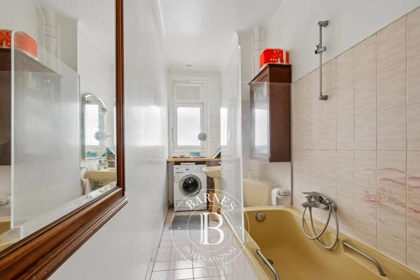Paris 16ème, Appartement 1 Chambre -  64 m² à vendre
