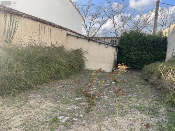 Maison à vendre à Ribérac en Dordogne (24600), ref : 077/1401