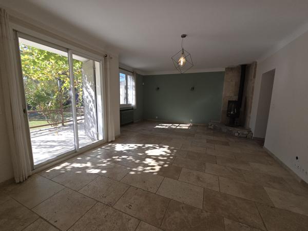 Cheval-Blanc (84460) Maison, 4 pièce(s),