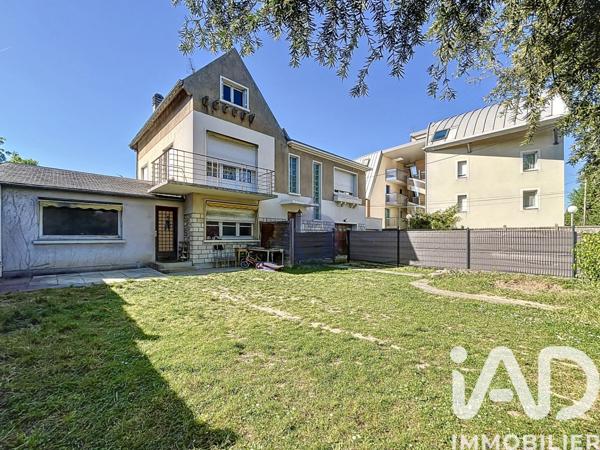 Immeuble à vendre 228 m² Melun