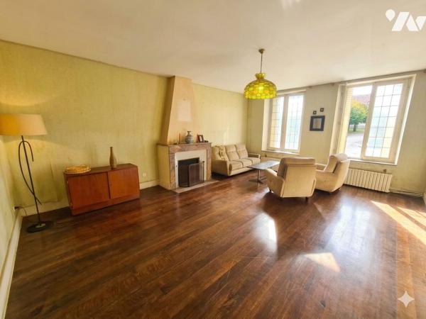 Maison de village - A RENOVER - Jardin et garage