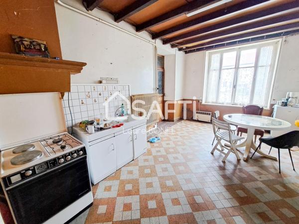 Grande et charmante maison de village à rénover