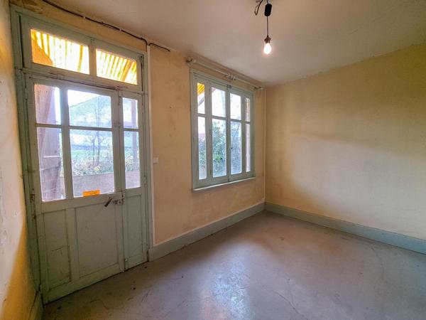 Grande et charmante maison de village à rénover