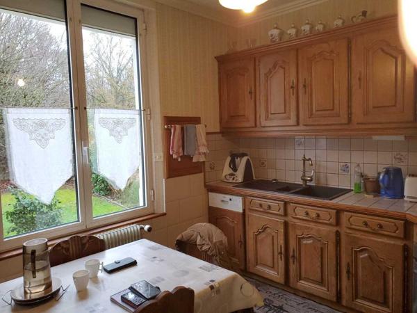 A 8 kms de Verneuil sur Avre, Maison avec dependances fort potentiel