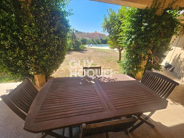 Grande propriété familiale avec piscine à Villelongue-de-la-Salanque