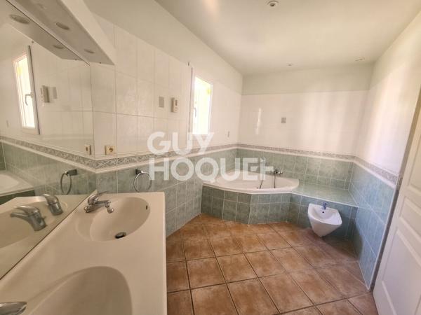 Grande propriété familiale avec piscine à Villelongue-de-la-Salanque