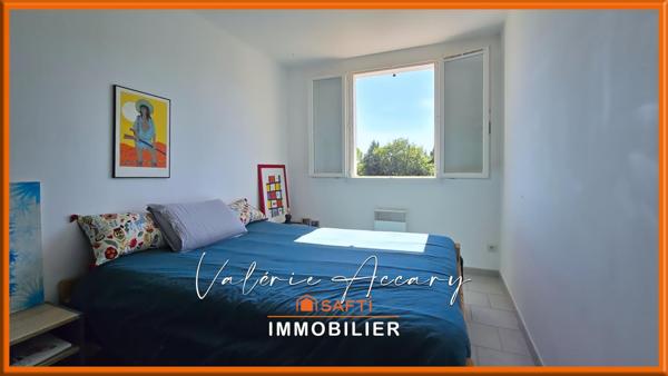 CUERS: Maison de 82 m² sur un terrain de 110 m², 3 chambres, garage...