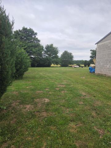 Maison 210 m² plain pied secteur calme avec garage 200 m²