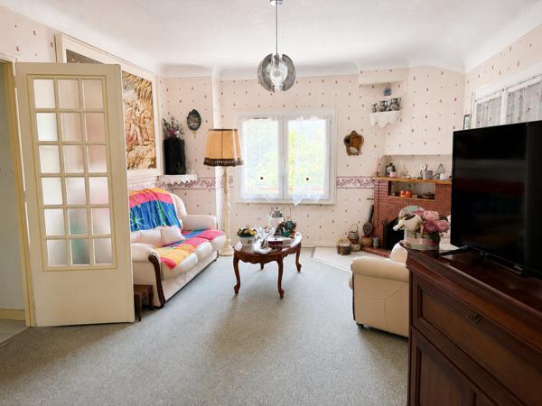 Immeuble 163.4 m²