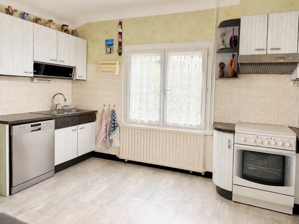Immeuble 163.4 m²
