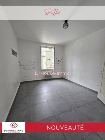 Immeuble à vendre 10 pièces de 720 m²