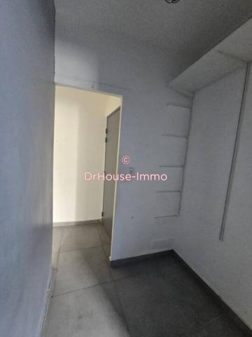 Immeuble à vendre 10 pièces de 720 m²