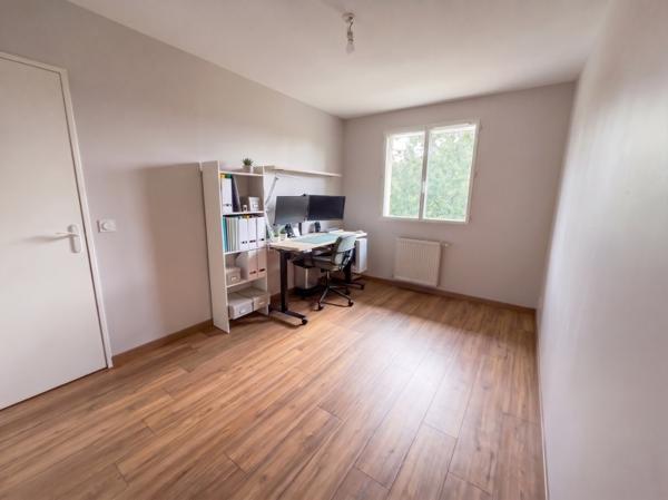Maison à vendre 245 000 € L'Isle-d'Abeau 4 p 82 m² DPE D