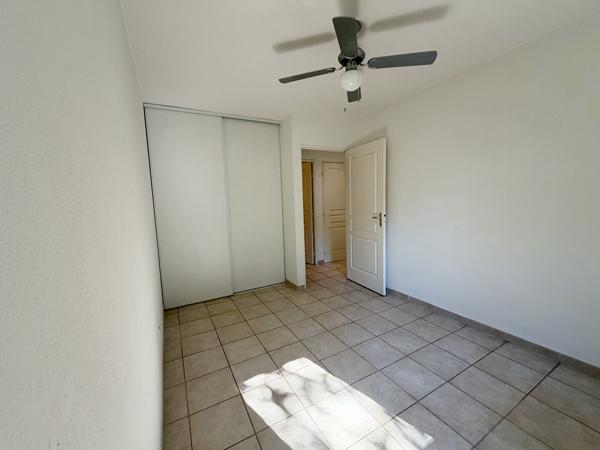 HYÈRES ? COSTEBELLE ? T2 DE 47 M² AVEC TERRASSE DE 14,55 M²