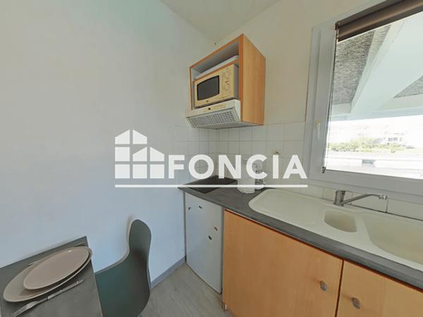 Location Appartement meublé 2 pièces 31.09 m² - 16 RUE DE LA SOLE La Rochelle 17000